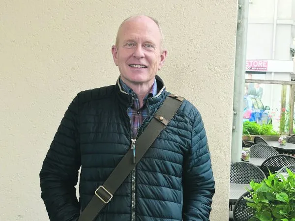 399e523c4bedcbe6497f9c5193e580a91c62929b 1989 übernahm Hermann Brenner die Leitung der Fachstelle Pflanzenschutz und Ökologie und 17 Jahre später zusätzlich die Leitung des Bereichs Acker- und Futterbau. Kürzlich ist er nun in den Ruhestand getreten. (Bild stü)