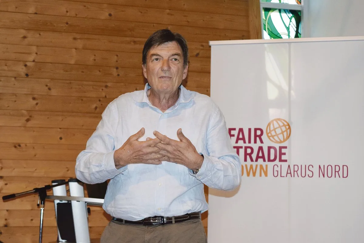912c7170266942c48091639a829cfcbf41bf7434 Einer der Hauptprotagonisten im Film «Fairtraders» ist Patrick Hohmann. Er stand dem Publikum nach dem Film Red und Antwort zu seinen Tätigkeiten. (Bild Stefanie Giger)