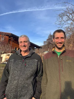 Andreas Obrecht und Christian Obrecht aus Paspels produzieren klimaneutral.