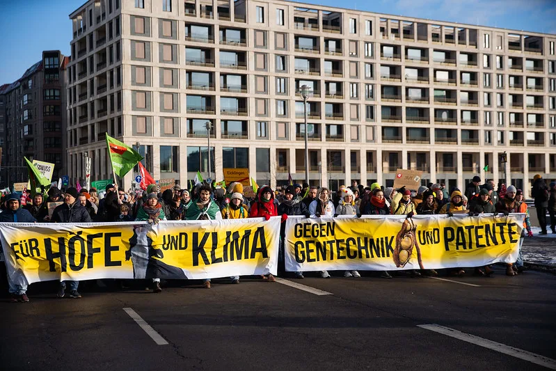 Demo_berlin_satt «Die Zukunft der Landwirtschaft muss sofort Chefsache werden»