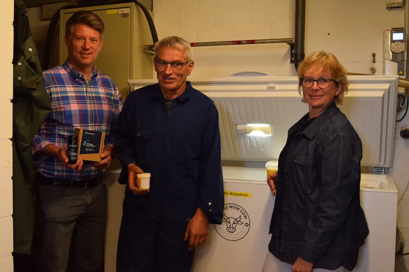 10fffe22fbba1c0a8bb4a464b03947447d58ddaa Sie freuen sich über den gelungenen Start von Swiss Wow Cow (v.l.n.r.): Sven Altorfer, Fritz Stettler und Andrea Tobler. (Bild sgi)