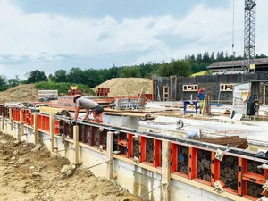 Beim Neubau einer Scheune ist allen Bauern klar, dass es vorher eine Bewilligung braucht. Nicht so klar ist das den Landwirten bei Nutzungsänderungen oder kleinen baulichen Veränderungen.
