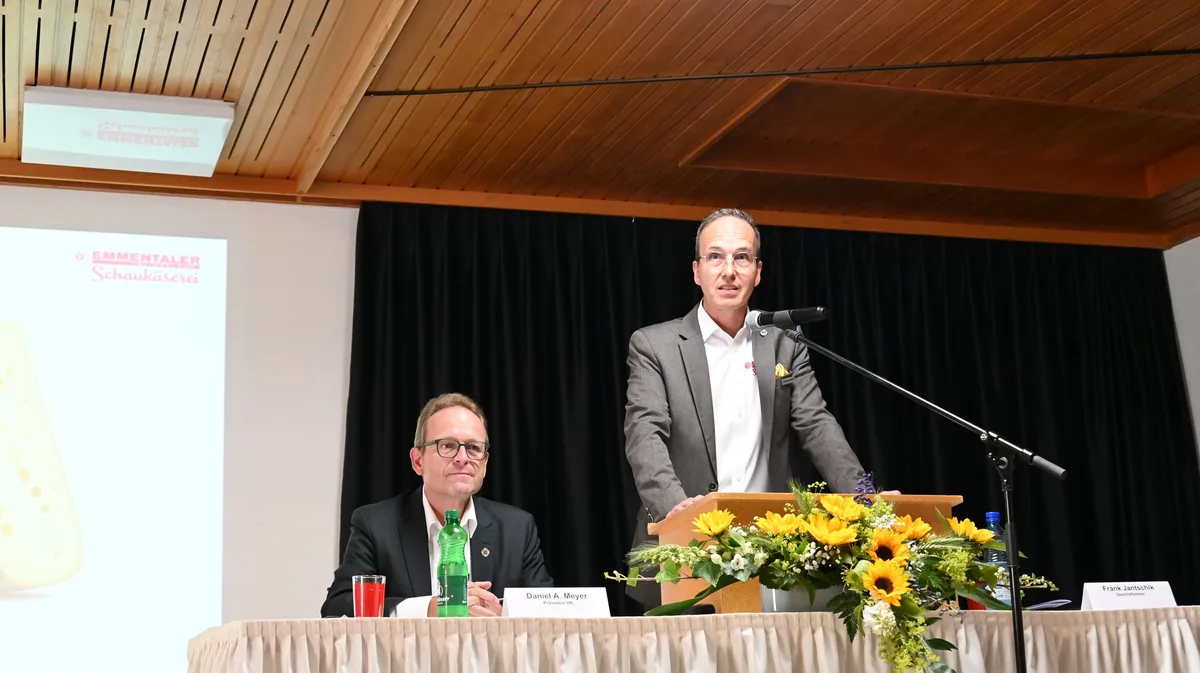 NS-B-24-Schaukaeserei-3sp-aw Die Emmentaler Schaukäserei schreibt wieder einmal schwarze Zahlen