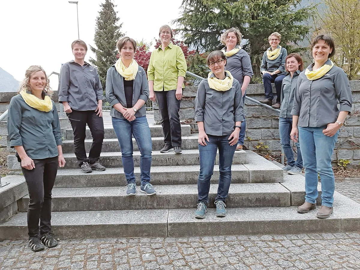 341201e2605557a728f8c9f412762810304c0de7 Der Vorstand der Bäuerinnen Uri (v. l. n. r.): Bernadette Gamma, Erika Imholz (neu), Helen Zurfluh, Margrith Gisler, Alice Püntener, Bernadette Zurfluh, Silvia Imholz, Helen Ziegler (neu), Sibylle Zurfluh. (Bild Bäuerinnen Uri)