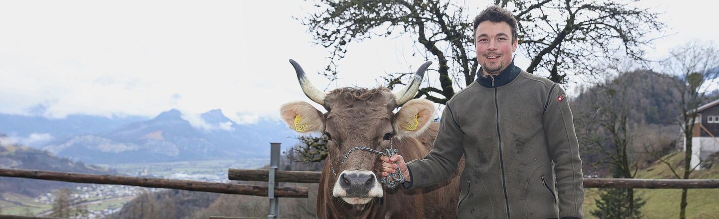 Hannes Ackermann züchtet robustes Vieh und erzielt eine hohe Wertschöpfung