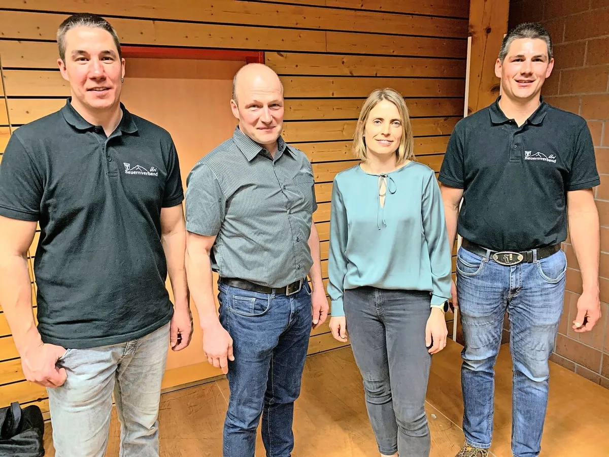937e6f3aca94efacd653a2a7861f618012b3b43e97e334b6a4df12ef0e48cf89 Die neuen Vorstandsmitglieder Walter Muheim und Edith Gisler, flankiert von den beiden Co-Präsidenten Sergio Poletti (l.) und Max Müller (r.)