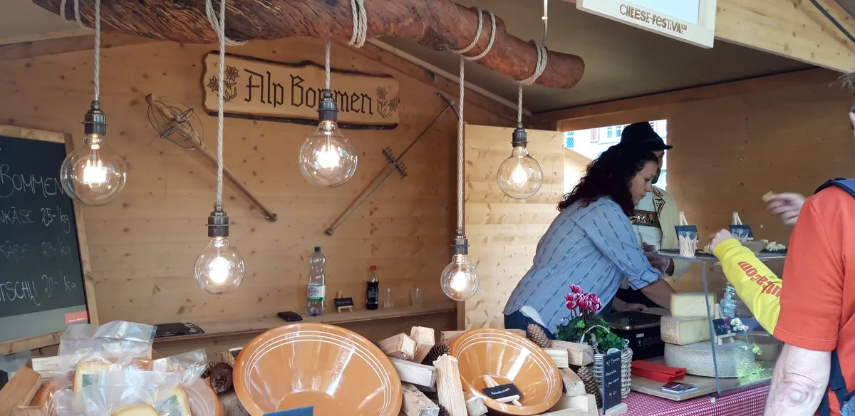 b334a22bda08bcdc84370844d4cf917e214d974a 2019 war das Käsefest Appenzell ein voller Erfolg. (Bild cheese-festival.ch)