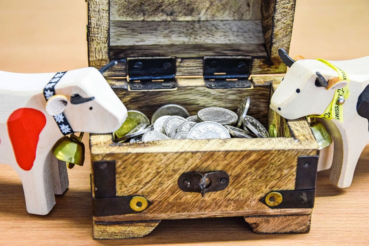Die Hofübergabe ist kein Kinderspiel. Es geht um viel Geld, für die abtretende Generation um die Altersvorsorge und für die übernehmende um die Zukunft.