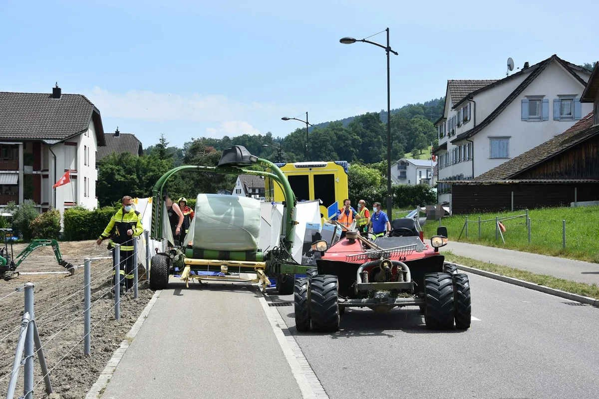 43fd2b2d5a4b7be5f8e4b7c519fbf60373cf8a45 Unfälle – auch schwere – können immer und überall passieren. Daher empfiehlt die BUL eine generelle Unfallprävention. (Bild Kapo SG)