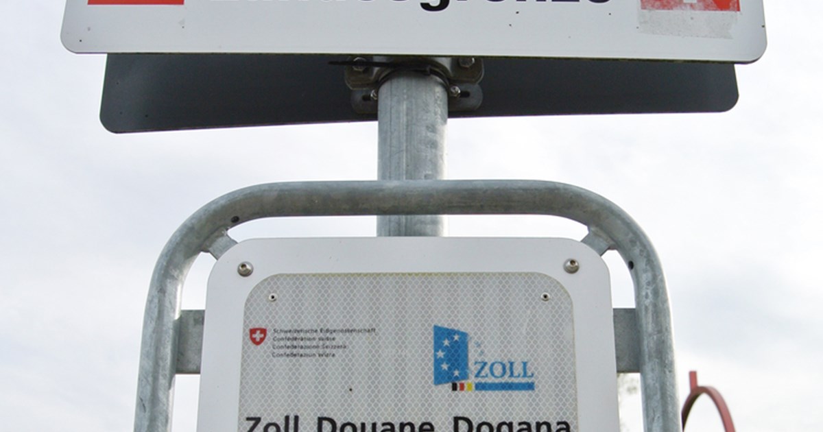 Autofahrerinnen und Autofahrer, die von der Autobahn A7 kommen, können ihr Auto an der Schänzlehalle parkieren und mit dem Shuttlebus in die Innenstadt weiterfahren. (Bild zVg)