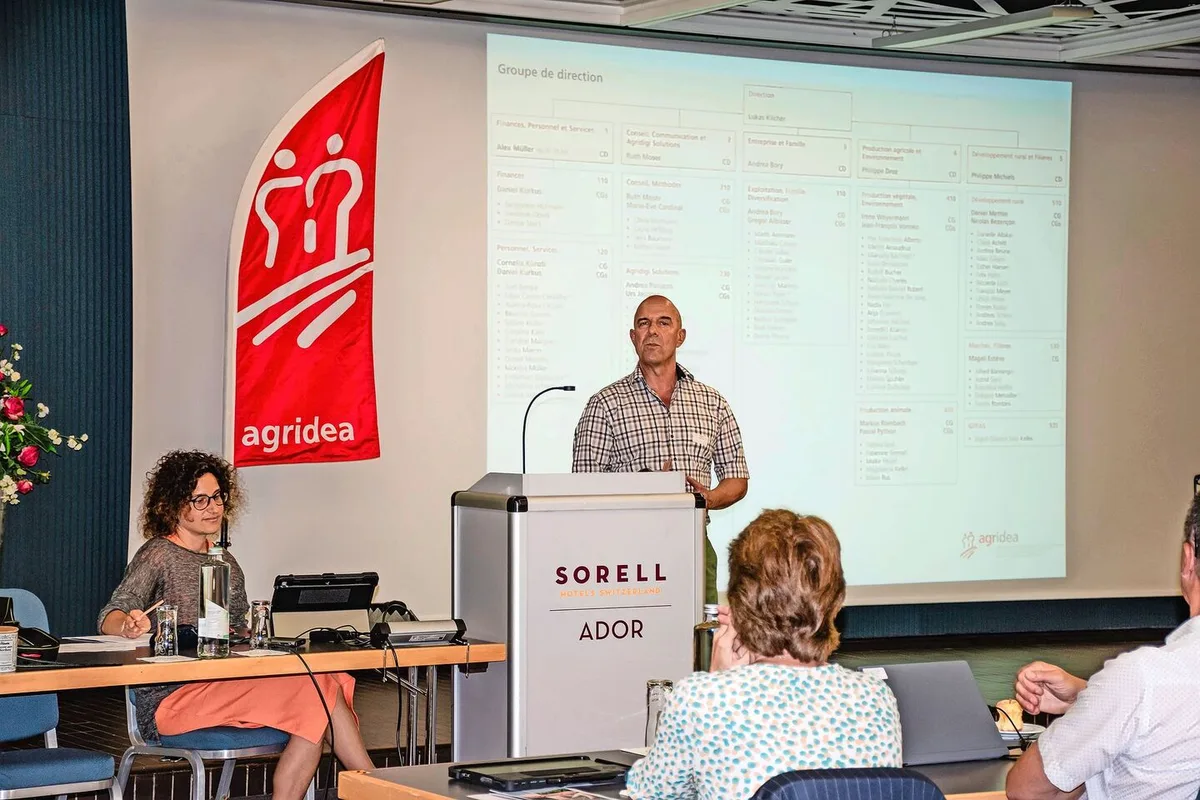 c861060f566cedc26d35bd0dbfbdab05de7b9b43259be95d1616abbfaf5458fb Lukas Kilcher begleitete als neuer Agridea-Direktor zum ersten Mal eine Delegiertenversammlung der Beratungszentrale.