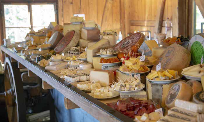 So ein Käsebuffet sieht man nicht alle Tag (Bilder pd)