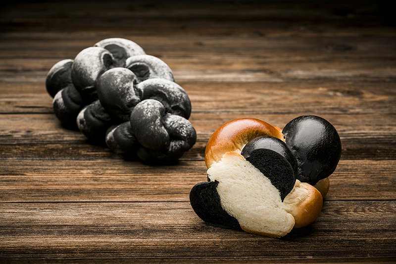 Schwarzes Mehl, Salate in Wasser oder traditionellen Hüppen mit klarem Profil. Die Ideen der Schweizer Ernährungswirtschaft sind vielfältig. (Bilder zVg)