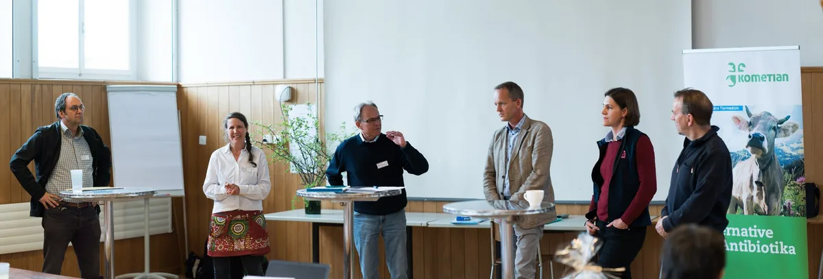 760fff02da0720d60de180c9c813c7b6ce32e7d7 In der Podiumsdiskussion diskutierten die Vertreter der Gesundheitsdienste über den Stand der Dinge. (Bild zVg)