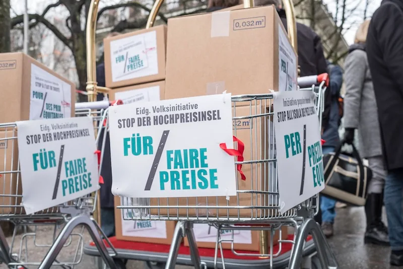 Die Fair-Preis-Initiative will keine Hochpreis-Insel Schweiz mehr. (Bild fair-preis-initiative.ch)