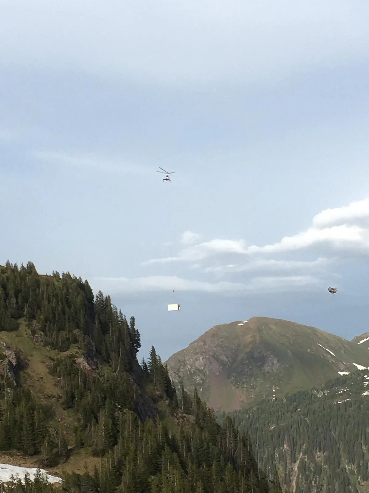 994c35bf4d7208ae362d41dde735fa44d8e0f3f1 Hier fliegt eine Käserei. (Bilder zVg)