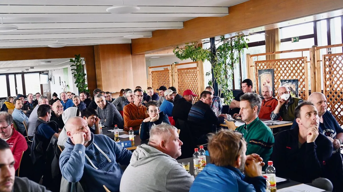 f1933ef0e75619daff77ee06693b5d9a0300e72effffdb4d3afe3126e6857263 Gross ist die Beteiligung an der Wintertagung des Beratungsrings Gemüse. Dabei zeigt sich: Es gibt viele offene Fragen und der Frust über zahlreiche neue Vorschriften ist ebenso gross.