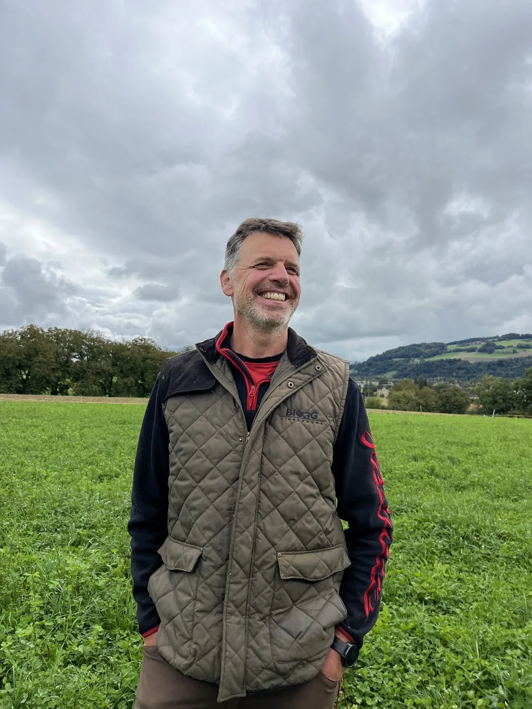 BZ-BET2-40-Selbsternte-sjh Urs Siegenthaler zeigt, wie Landwirtschaft im Gemeinschaftsgarten funktioniert