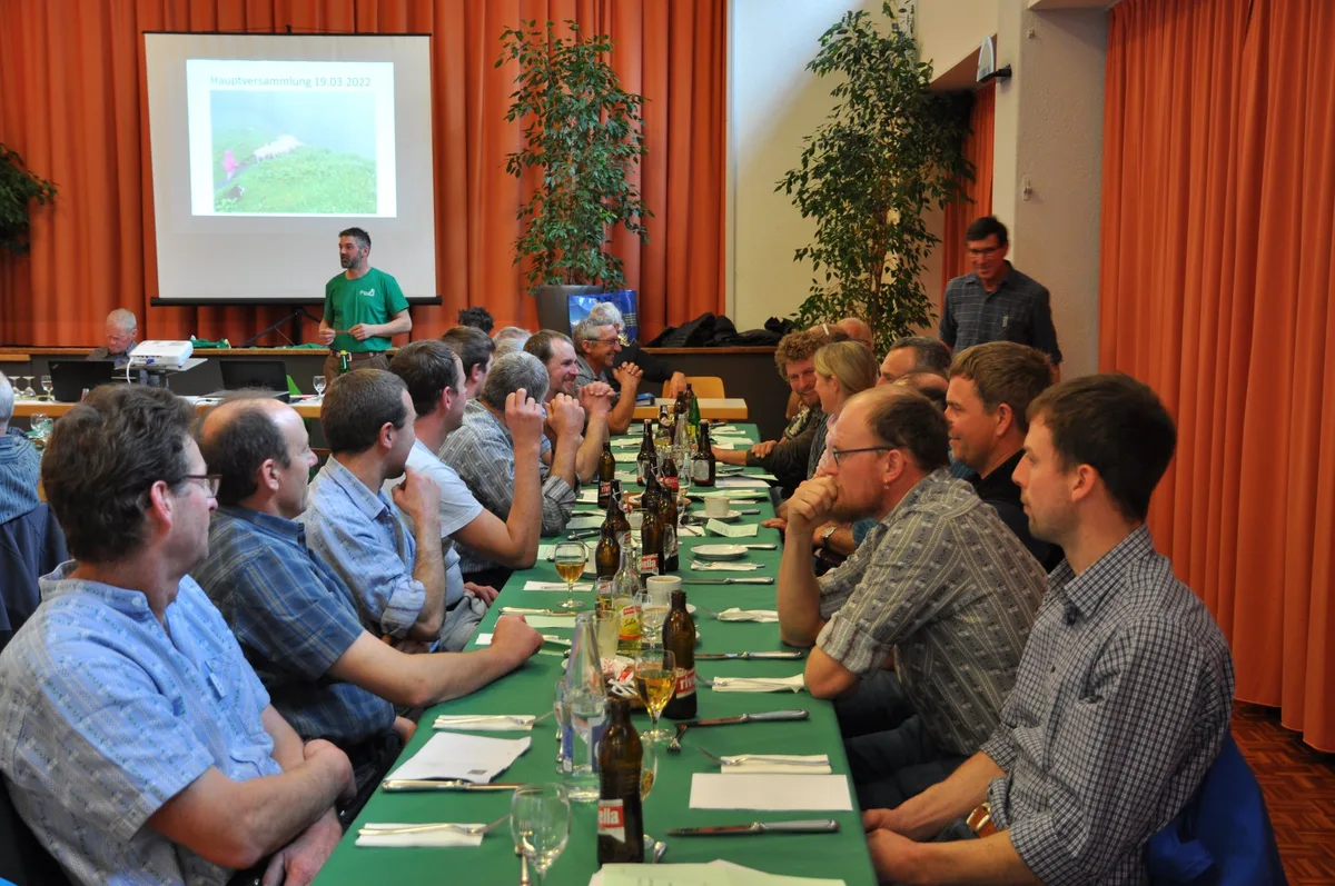 Hauptversammlung_2022_Glarner_Alpverein Das Label «Alpschwein» und der Wolf gaben zu reden