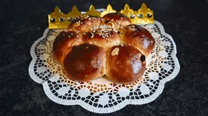 … würde ich mir genug zu essen für alle und ein Geschenk für jedes einzelne Kind zu Weihnachten/Geburtstag wünschen.