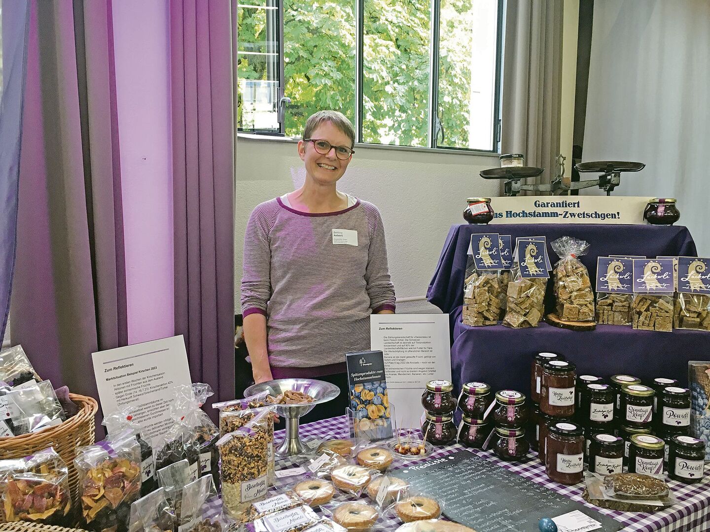 Die künftige Posamenter-Geschäftsführerin Bettina Aeberli präsentiert die Hochstammprodukte aus dem Oberbaselbiet in der ganzen Schweiz. Hinter ihnen steckt viel Handarbeit.