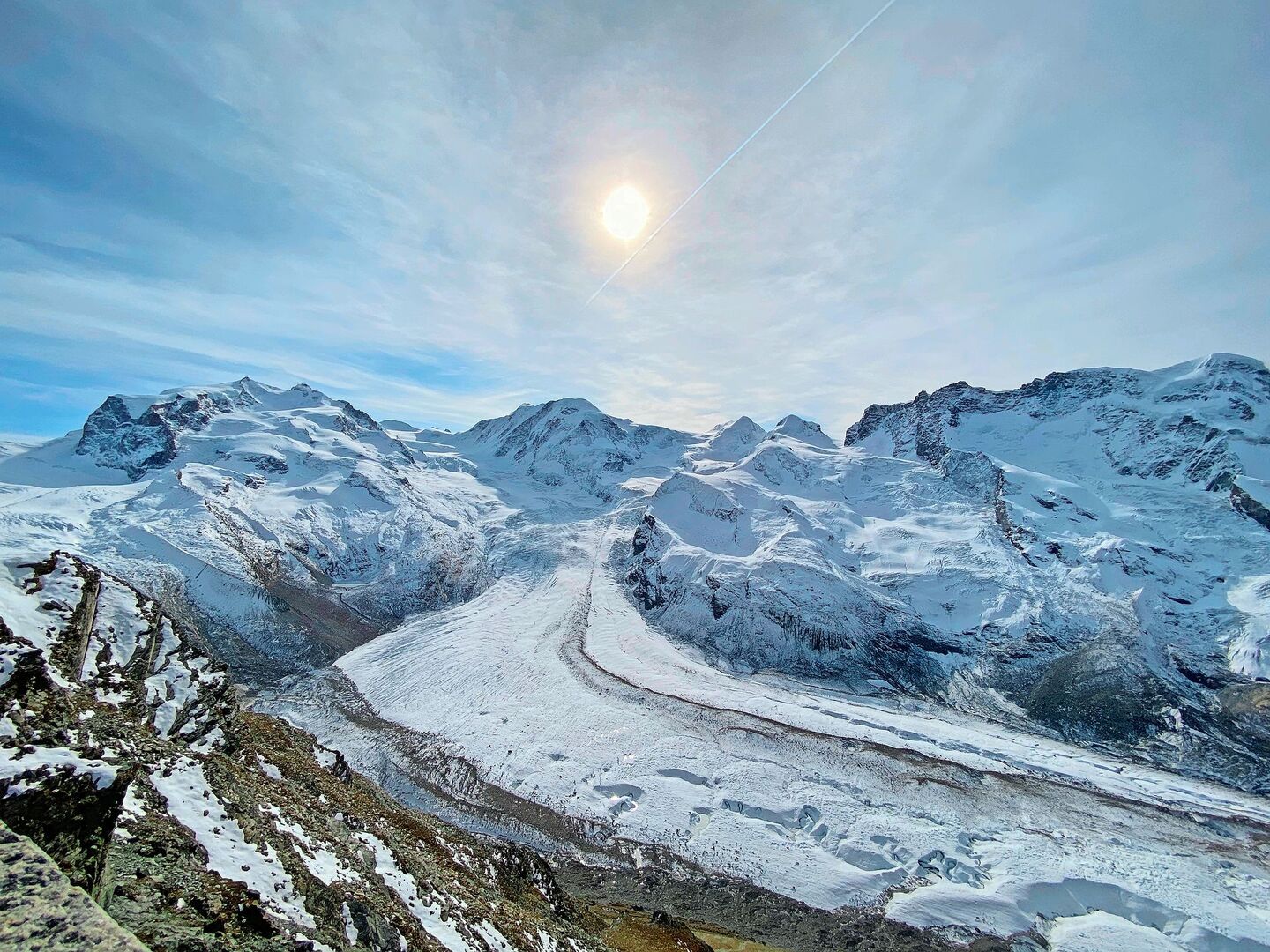 Die Gletscherschmelze schreitet voran. Hier der Grenzgletscher im Kanton Wallis im Hintergrund die Dufourspitze.