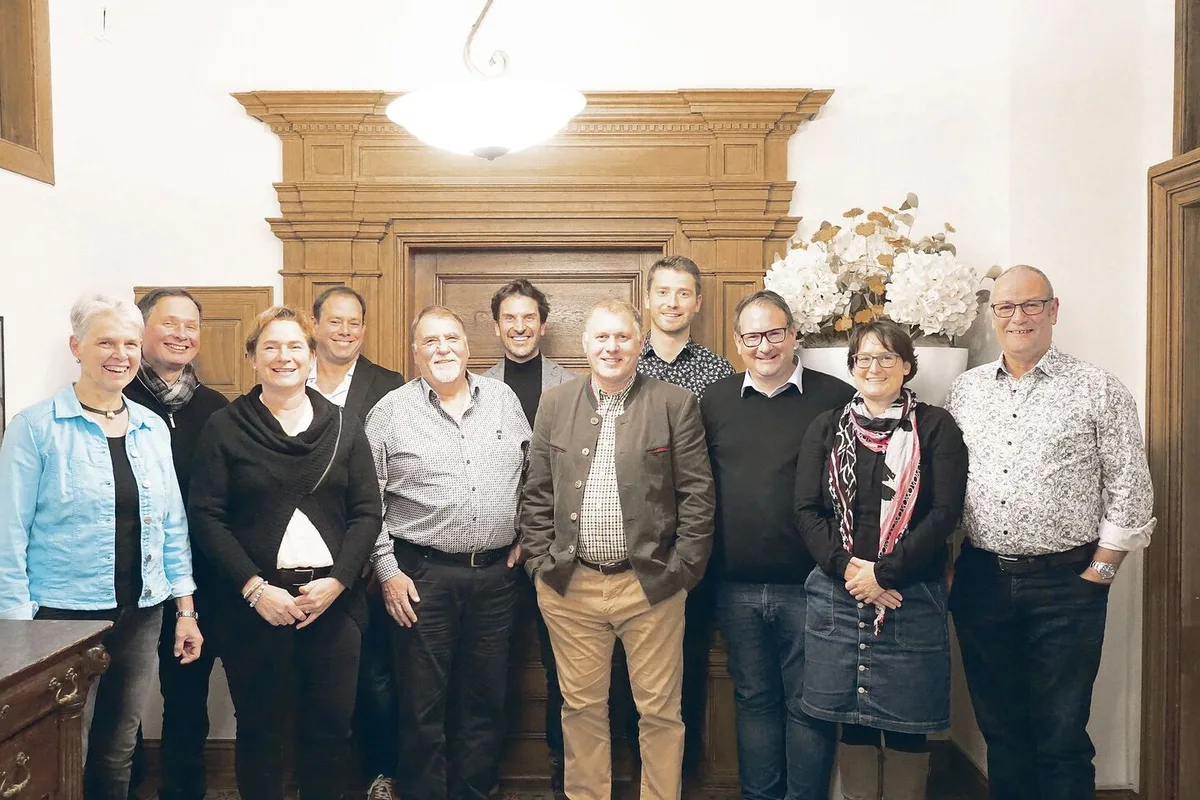 f2aac6caac22536835673edc30a5402a3661943c53701add6f4aa24165949d3e Zufriedene Gesichter der Thurgauer Weinproduzentinnen und Weinproduzenten beim Dinner in der Seeburg. Ihre Anstrengungen im Weinberg und im Keller haben sich gelohnt.
