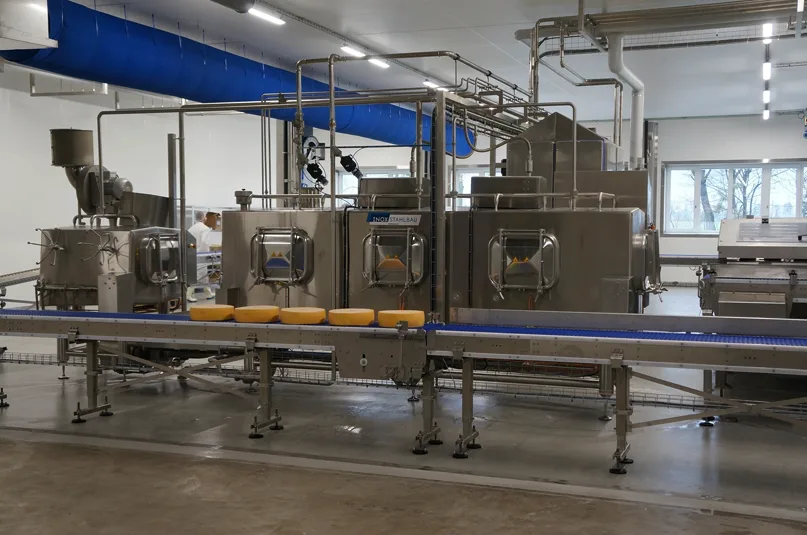 db6c0d80e35027232ce235d130676d65e09096c0 SVP-Nationalrat will das Milch-Importgesuch der Käserei Imlig mit einer Motion verhindern. (Bild Martin Brunner / foodaktuell)