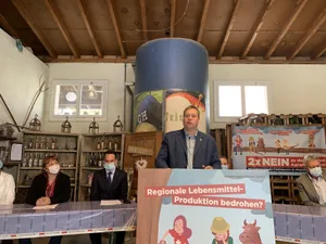 SVP-Politiker Peter With, Präsident des Luzerner Gewerbeverbandes:«Unrealistische Auflagen und Beschränkungen gefährden erfolgreiche Unternehmen und unsere Arbeitsplätze.» (Bilder js)