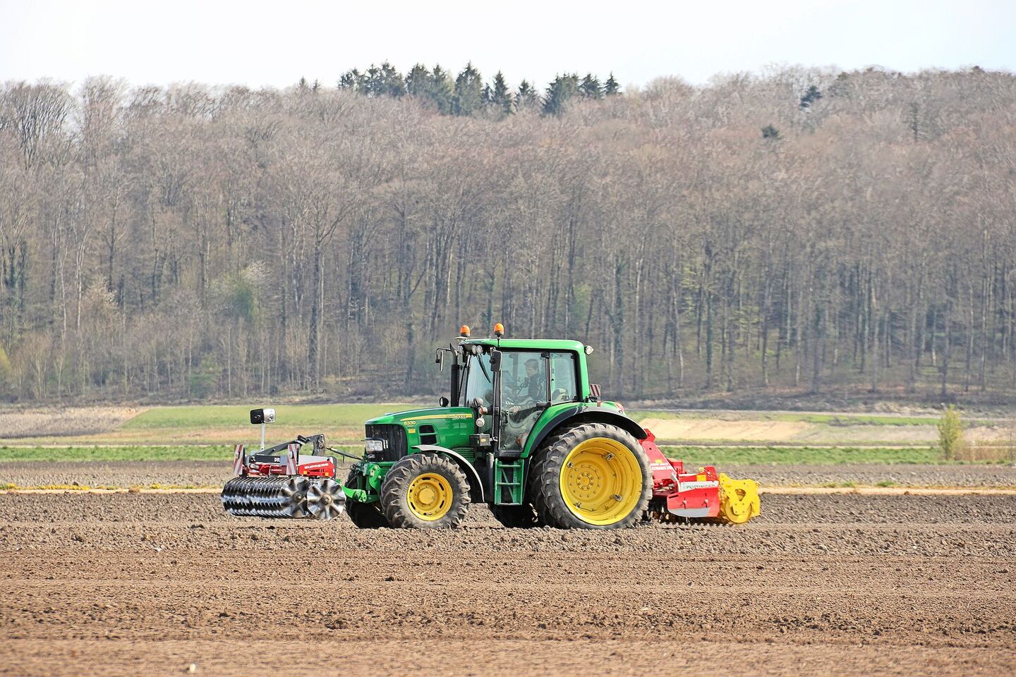 Laut Kostenkatalog sind die Kosten für die Nutzung von Landmaschinen im Vergleich zum Vorjahr mehrheitlich stabil geblieben.