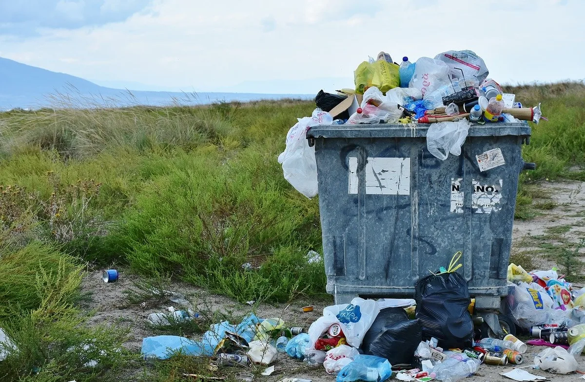 c224556b0064e3dddb50a4cd571c8d09380461e4 Um konkrete Massnahmen gegen Littering zu erarbeiten, will sich der Bundesrat mit den Kantonen in Verbindung setzten. (Bild Pixabay)