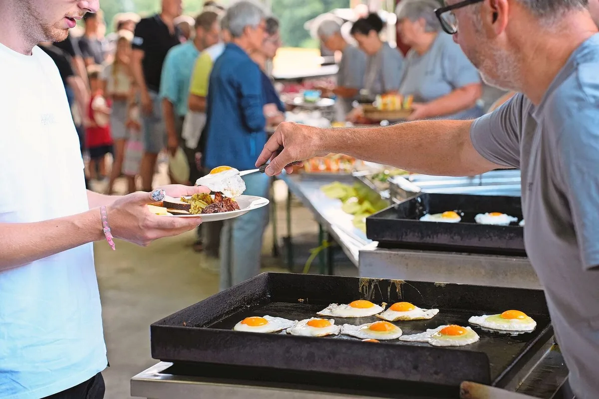 Wer sich für einen 1.-August-Brunch interessiert, kann sich auf dem Bauernportal anmelden.