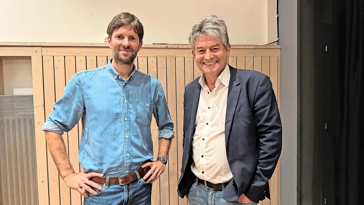 7cdea1e79b44ac51d96607aace20c5eee8c30ce9d53ea6d0b421eaf1a4e9a937 Kilian Baumann (l.) und Martin Haab (r.) waren sich einig: Auch in Zukunft sollen die Schweizer Landwirte möglichst viele nachhaltige Lebensmittel produzieren. Wurde es konkret, gingen die Meinungen auseinander.