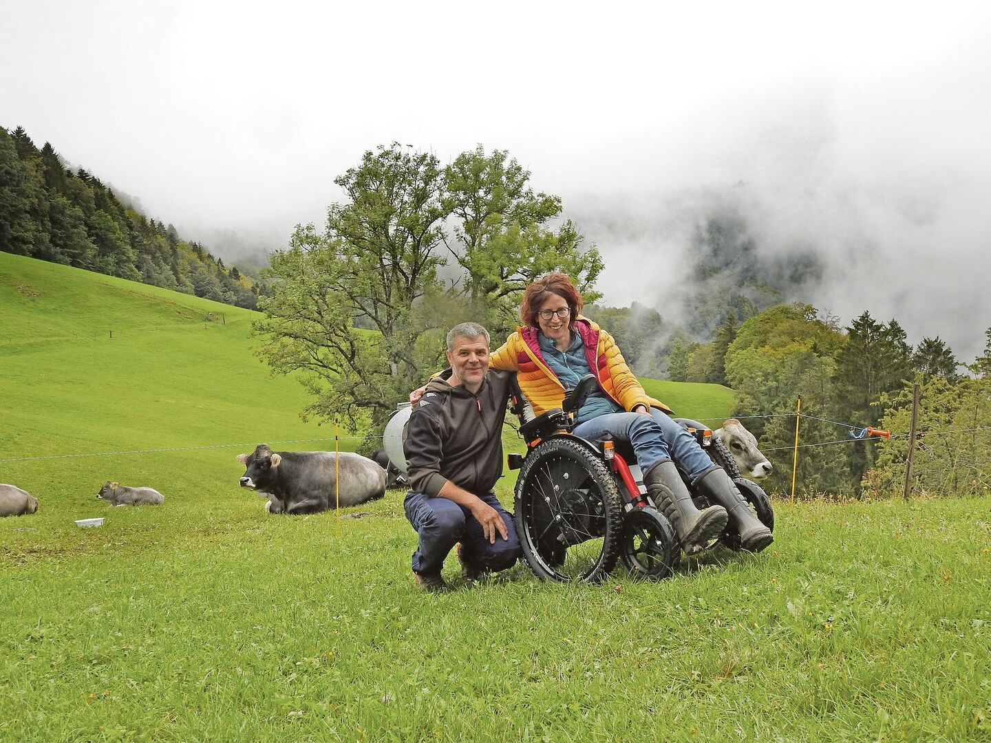 Blick vorwärts, nie zurück: Stefan und Birgit Kündig bauen das Ober Fringeli zum Mutterkuhbetrieb um.