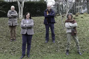 Das Team hinter der Infoplattform «umstrittene-pestizide.ch»: Maurice Clerc, Ecuvillens FR; Sylvie Bonvin-Sansonnens, Rueyres-les-Prés FR; Josy Taramarcaz, Neuchâtel; Isabelle Gabioud, Sarreyer VS. (Bild Umstrittene Pestizide)