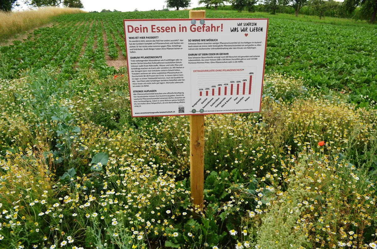 0eb8c3227541cdb600920b2091b5a575a50bdb5e So wird die SBV-Beschilderung einer Nullparzelle aussehen. Sie soll die Bevölkerung über die Dringlichkeit des Pflanzenschutzes aufklären. (Bildmontage SBV)