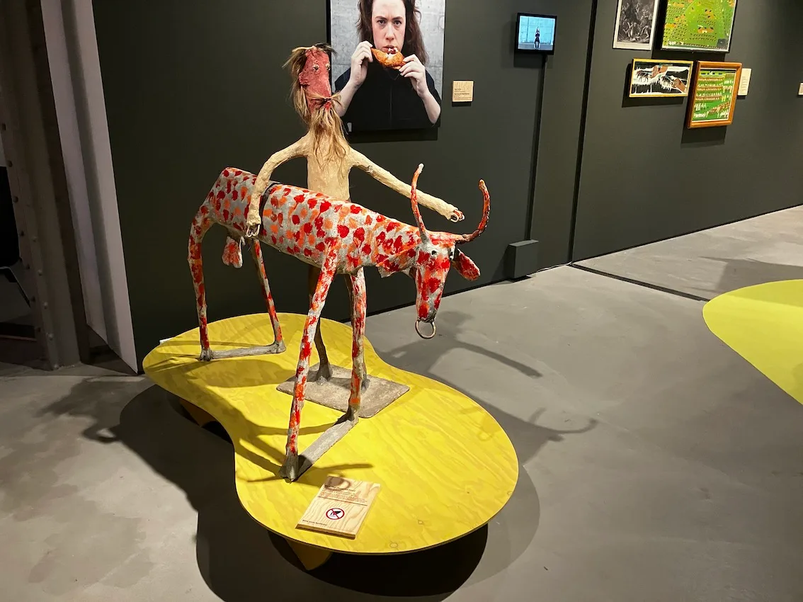 OS_36_D_Ausstellung_Stier «Ich Tier Wir» – Die vielen Facetten einer ganz besonderen Beziehung