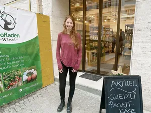 Salome Fürst möchte möglichst alle Produkte vom Hof selbst vermarkten. Dazu nutzt sie vielerlei Wege, auch einen Laden in der Stadt Winterthur, den sie im Dezember eröffnete.