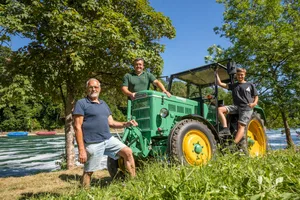 Der Bührer PF 21 ist der TraumTraktor der ganzen Familie Studer. Bild: Gian Vaitl