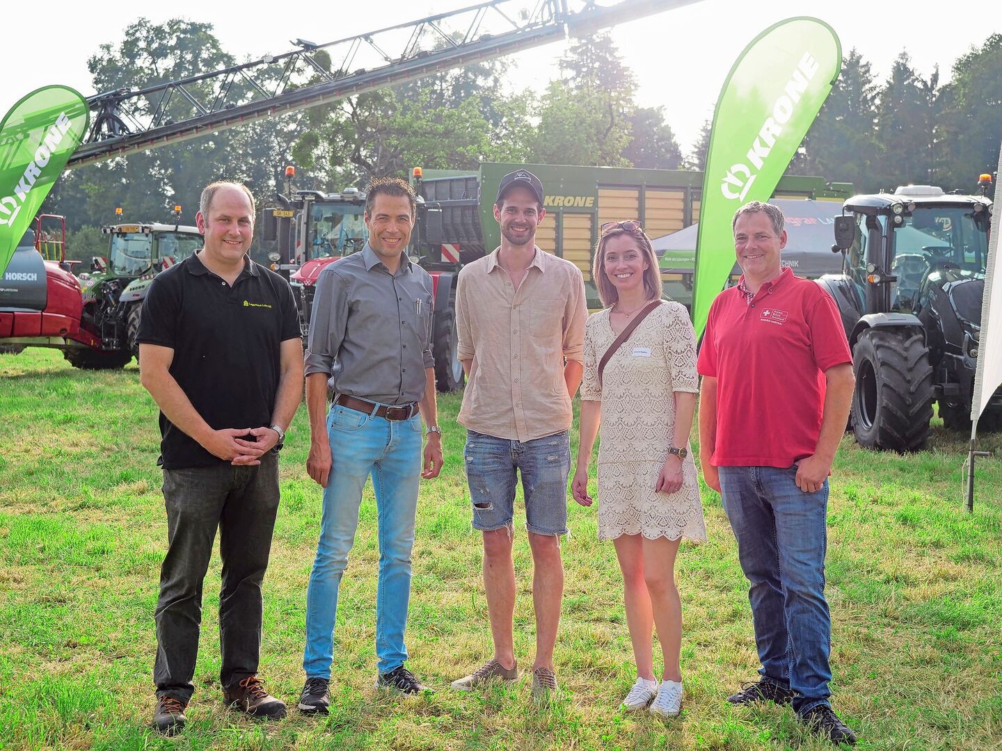 Agrarinfluencer Jörg Büchi (Mitte) mit Marco Humair, Matthias Anliker, Johanna Gapany, Marcel Bucher (v.l).
