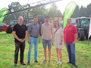 Agrarinfluencer Jörg Büchi (Mitte) mit Marco Humair, Matthias Anliker, Johanna Gapany, Marcel Bucher (v.l).