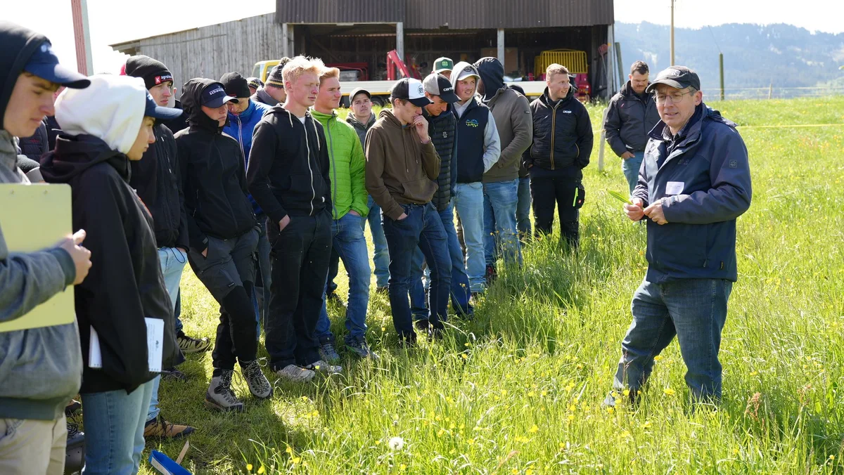 Futterbautagung in Riffenmatt: Trockenheitsresistente Wiesen und passende Kühe für den Bergbetrieb