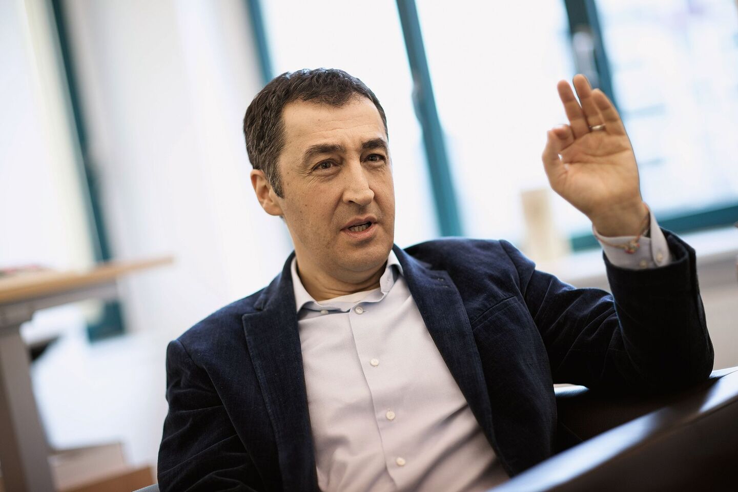Porträt von Cem Özdemir, deutscher Landwirtschaftsminister.