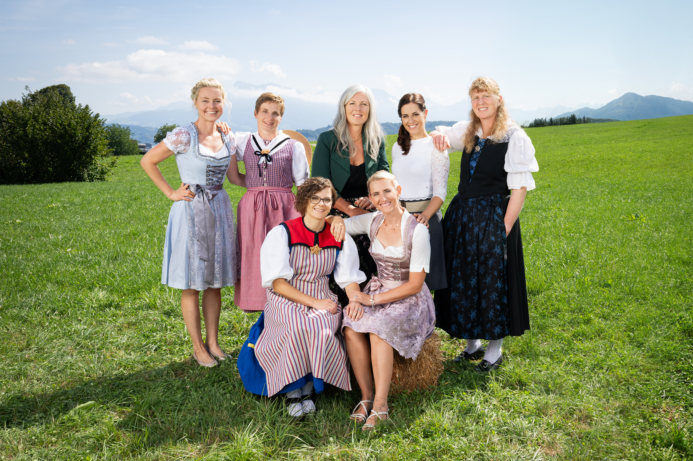 Sie kochen heuer um die Wette: (hinten v.l.) Claudia Kilchmann (Obernau, LU), Sonja Rutz (Küssnacht am Rigi, SZ), Miriam Bienz (Gerzensee, BE), Monika Kern (Amlikon-Bissegg, TG) und Margrit Streiff (Braunwald, GL). vorne v.l. Angélique Bapst (Oberschrot, FR), Mirjam Leuenberger (Gelterkinden, BL).