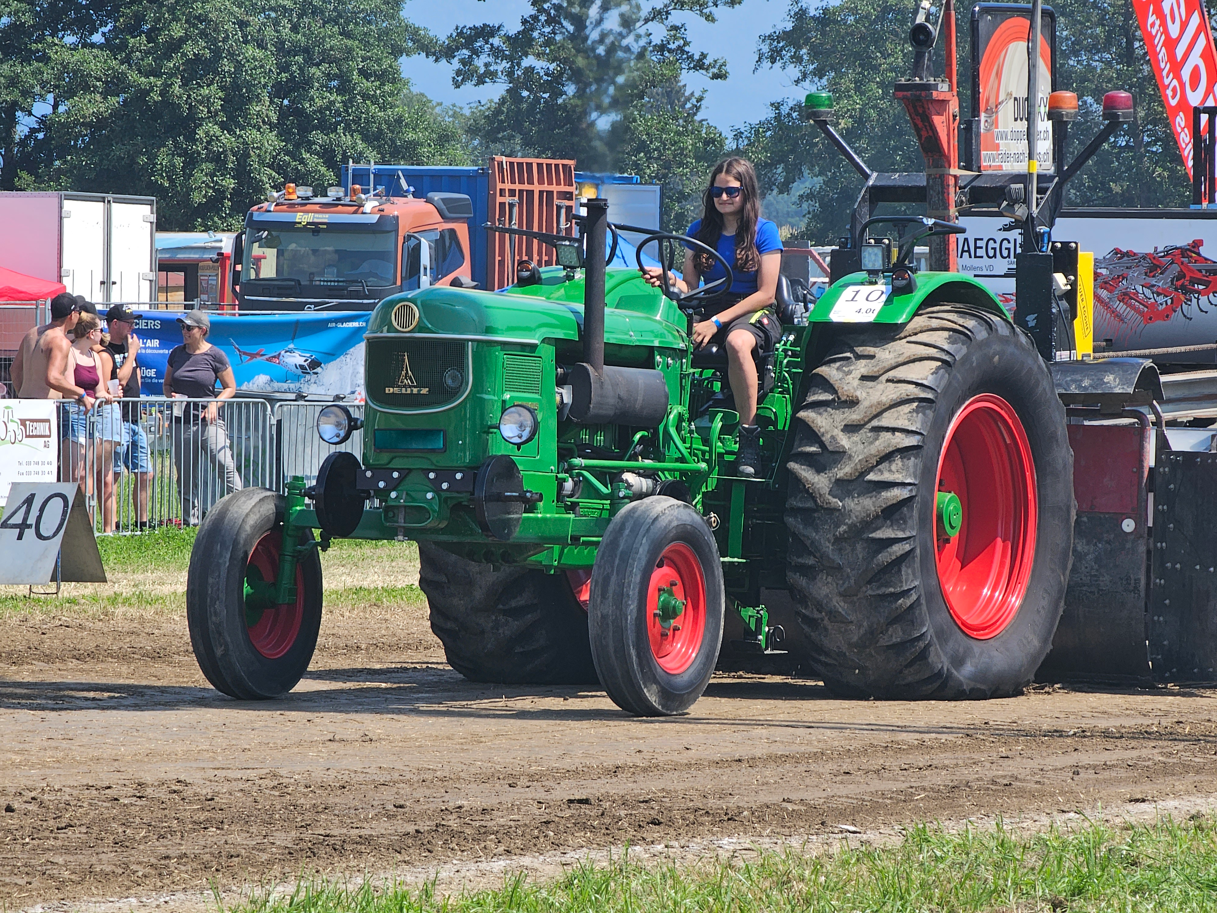 Michael Müller kaufte einen alten Deutz D9005 in Kanada, heute ist er damit beim Tractor Pulling erfolgreich