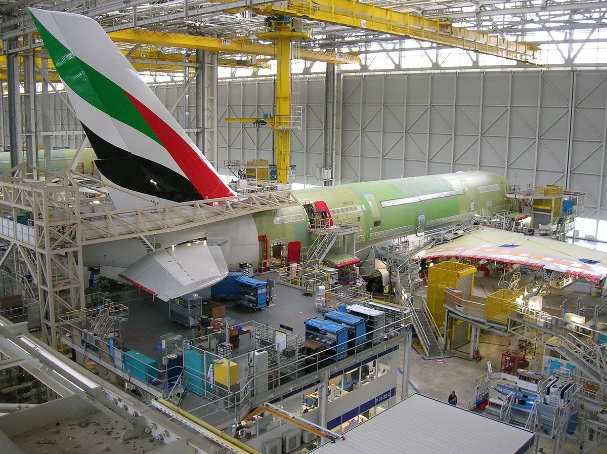 Zu den am stärksten von den US-Zöllen betroffenen Gütern gehören Flugzeugteile. (Symbolbild Pixabay)