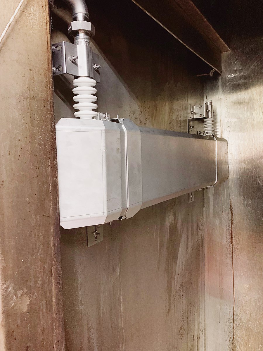 Ein Ionisierungsmodul, das in die Räucheranlage eingebaut wird, wirkt als Feinstaubfilter.(Bild zVg)