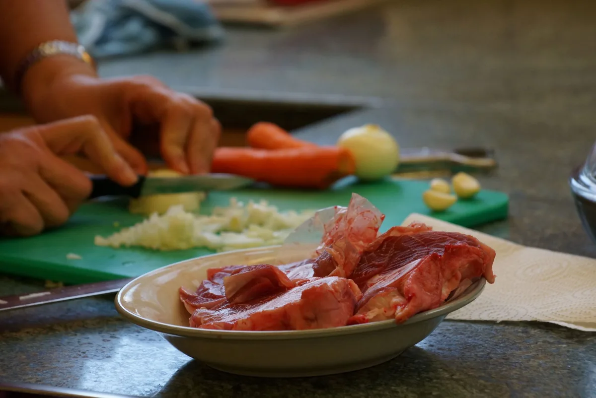 ZS-E-38-Schulen-3sp An den Bäuerinnenschulen gibt es keinen Graben wegen Vegetarierinnen