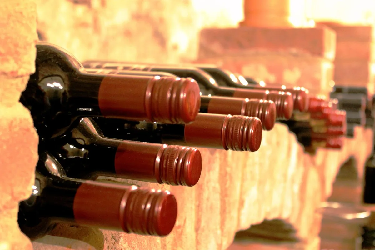 weinlager_Arno_M Nach dem Corona-Einbruch wurde 2021 mehr Wein getrunken, aber v. a. ausländischer
