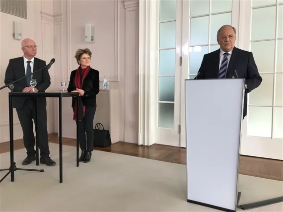 ae287b77ed017414ef8e1a199583ab4fdc3b28e7 Johann Schneider-Ammann letzte Woche nach dem Mercosur-Gipfel. (Bild akr)